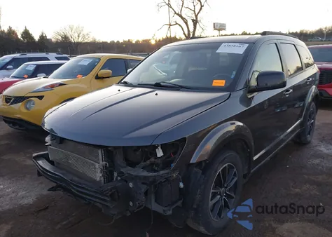 2018 Dodge Journey Sxt z USA, uszkodzony, nr VIN 3C4PDCBG8JT512124